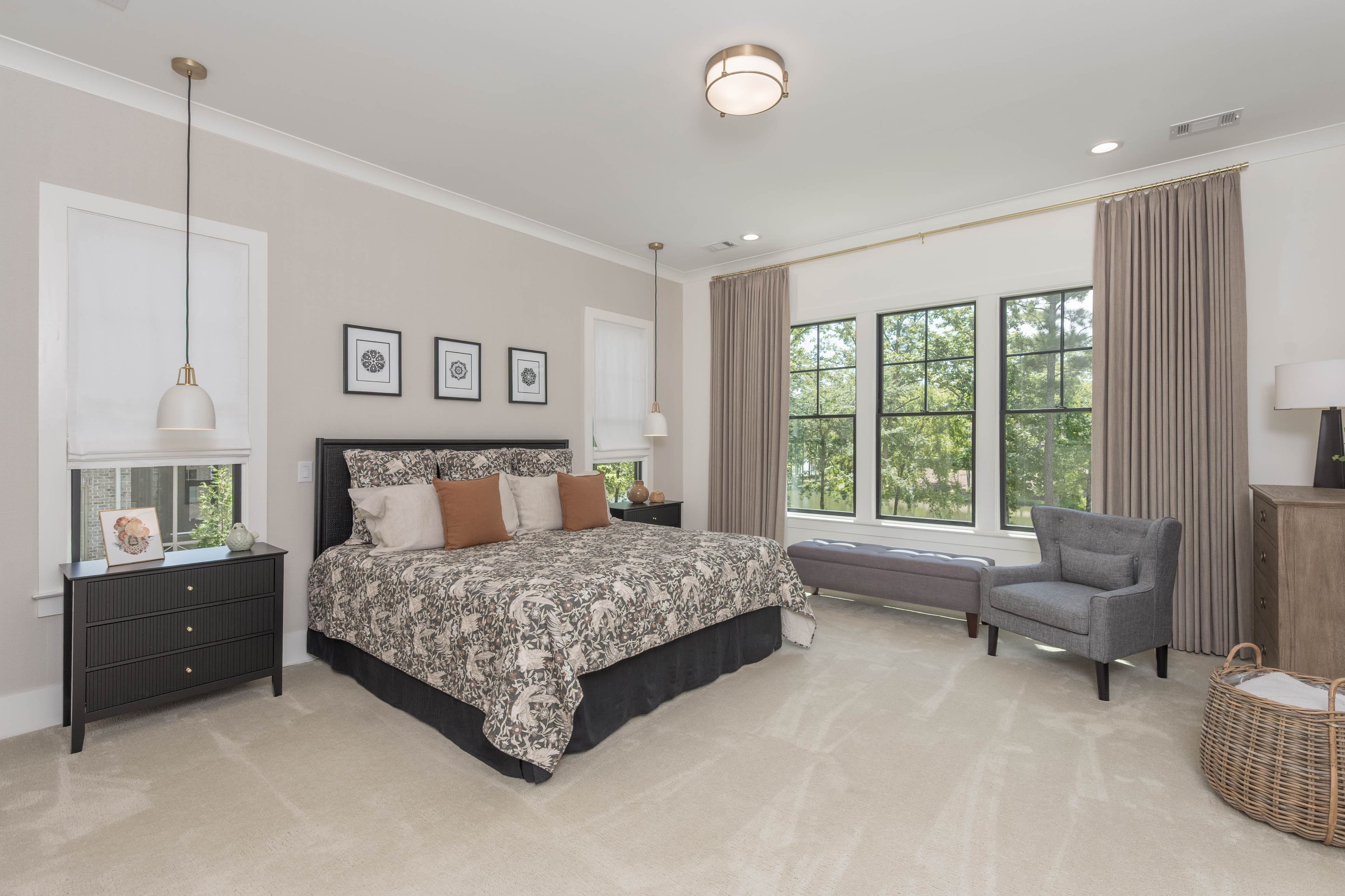 1041 Holt's Ferry image 21